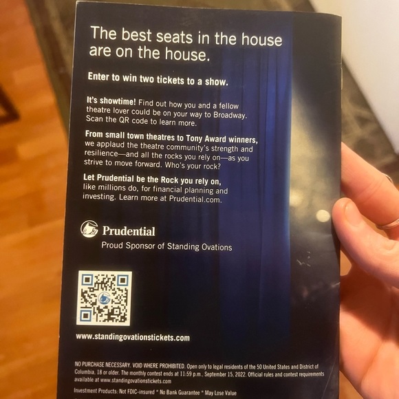 EXTREMELY RARE signed copy of Harry Potter and the Cursed Child Playbill. - Picture 2 of 3